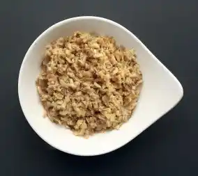 مكعبات عيش الغراب